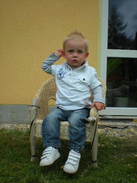 KOLIK U MI JE???19MSC......TO TO LET...:-))